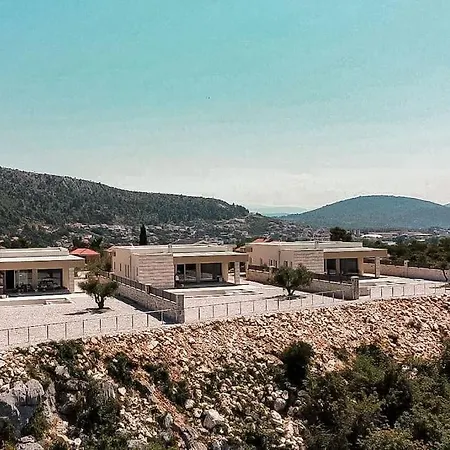 Ero Villa